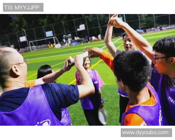 飞盘运动热潮席卷北京飞盘队意识变革引发广泛关注与讨论